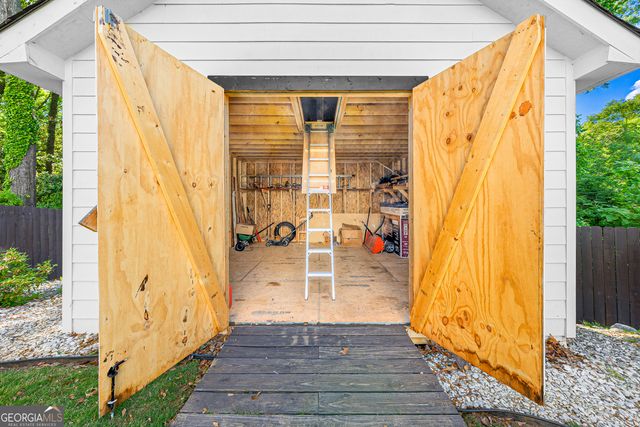 391 Pirkle Avenue, Buford, GA 30518