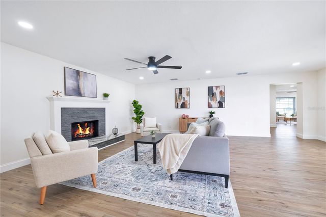 510 ROOKS ROAD, Seffner, FL 33584