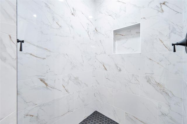 510 ROOKS ROAD, Seffner, FL 33584