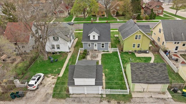 534 3rd AVENUE, West Bend, WI 53095