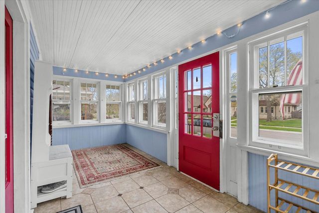 534 3rd AVENUE, West Bend, WI 53095