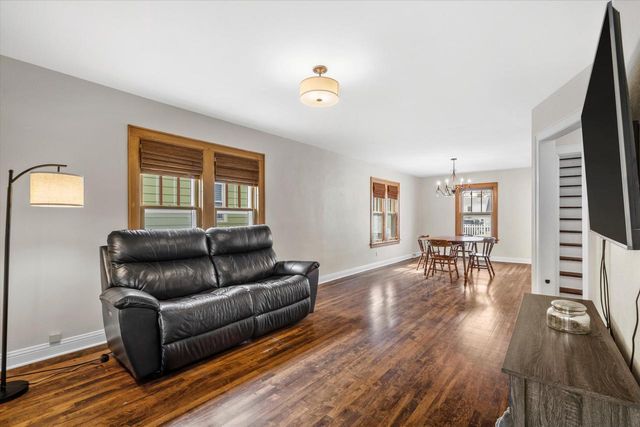 534 3rd AVENUE, West Bend, WI 53095