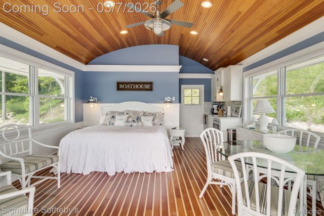 14625 Edgewater Drive, Lyndon Township, MI 48137