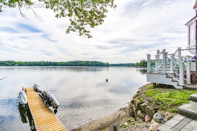 14625 Edgewater Drive, Lyndon Township, MI 48137