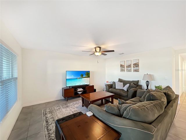 5563 SW 43RD COURT, Ocala, FL 34474