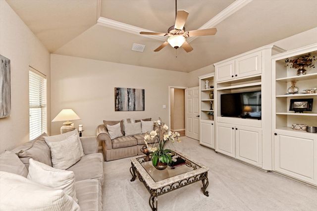 2405 Donner PATH, Round Rock, TX 78681