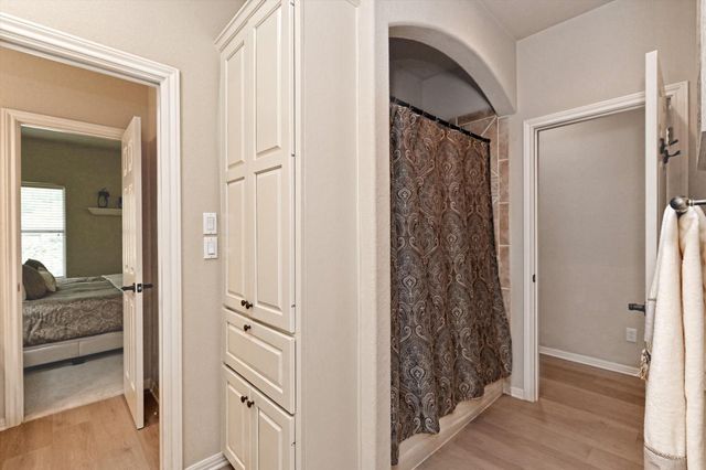 2405 Donner PATH, Round Rock, TX 78681