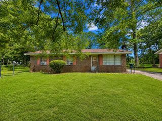 914 Wendell Ave., Dothan, AL 36303