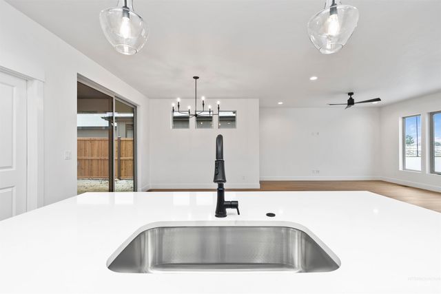 11186 S Corballis Ln., Kuna, ID 83634