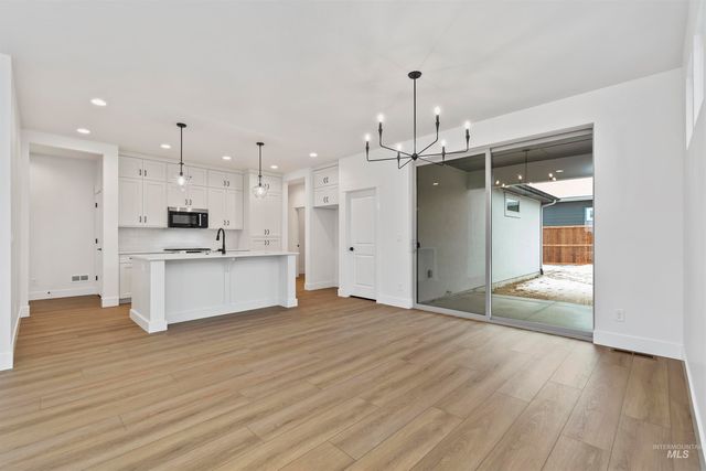 11186 S Corballis Ln., Kuna, ID 83634