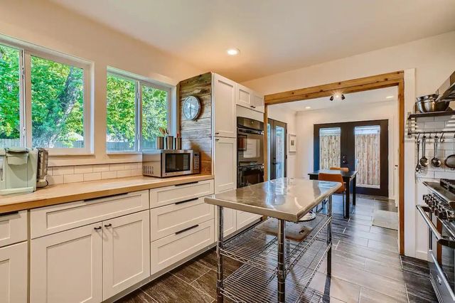 4021 Woodshire Street, Houston, TX 77025