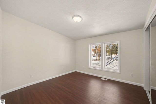 6820 W Shore Drive, Weidman, MI 48893