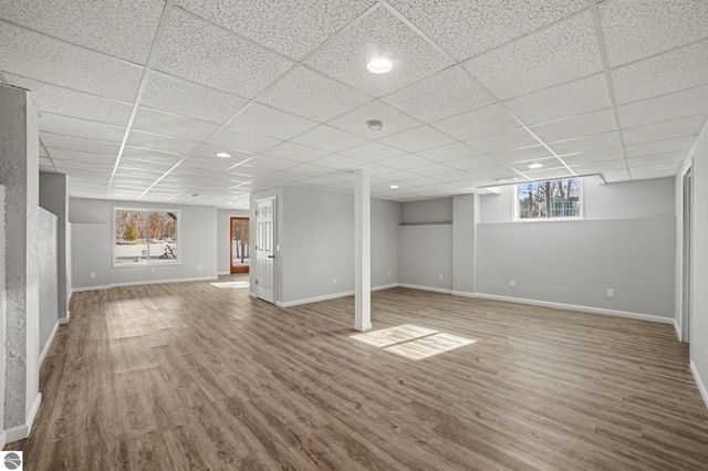 6820 W Shore Drive, Weidman, MI 48893