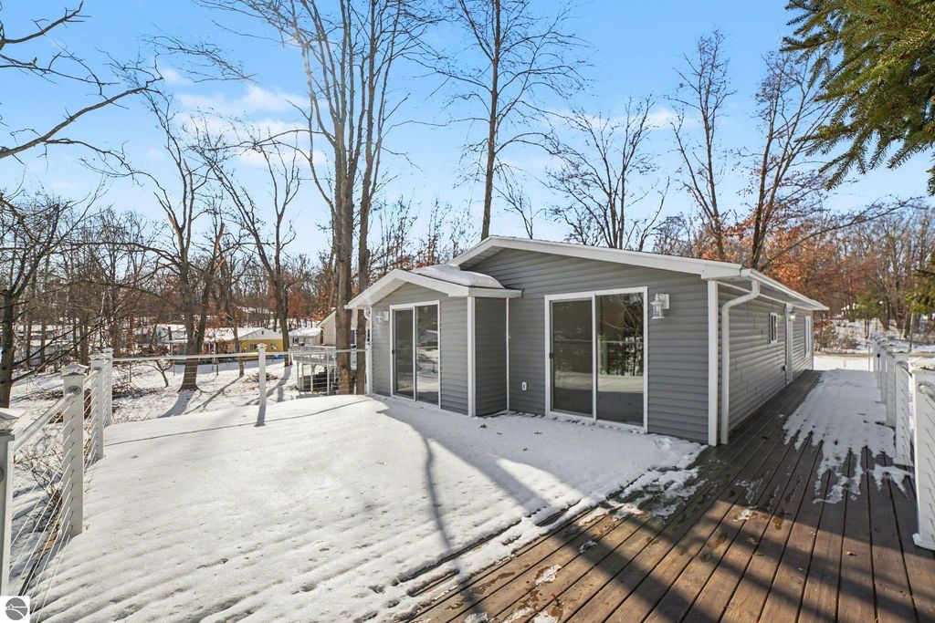 Image 29 of property listing at 6820 W Shore Drive, Weidman, MI 48893