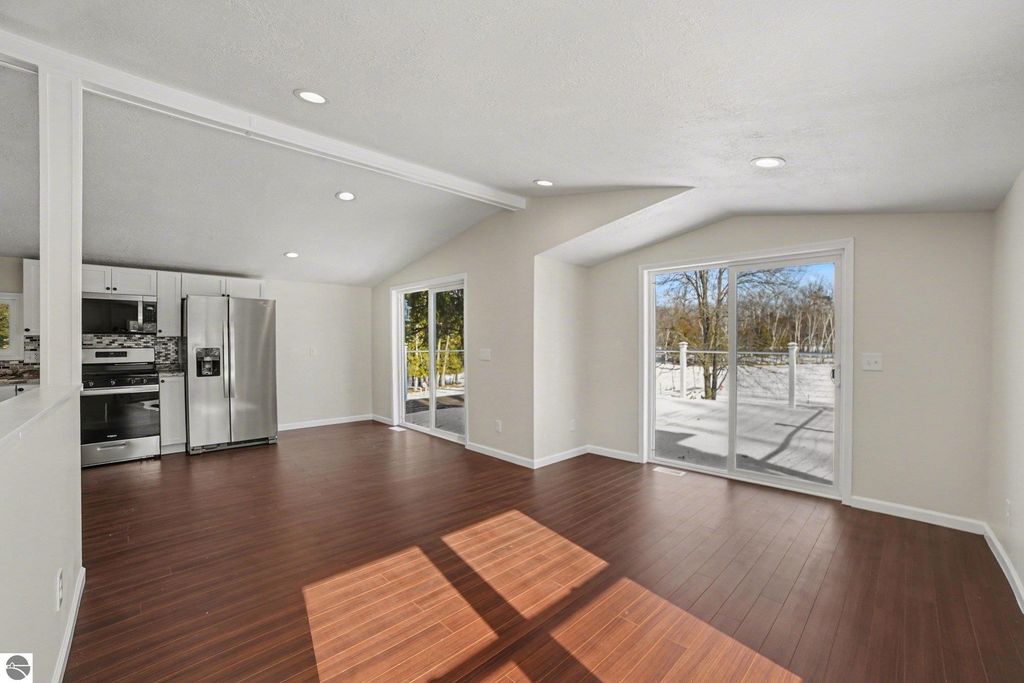 Image 7 of property listing at 6820 W Shore Drive, Weidman, MI 48893