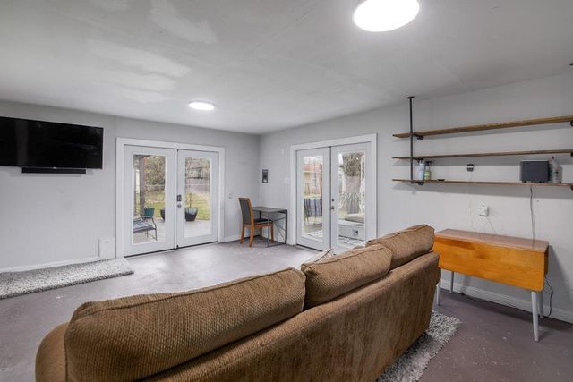 6004 Libyan DR, Austin, TX 78745