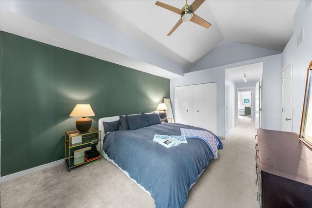 1801 W DIVERSEY Parkway 14, Chicago, IL 60614