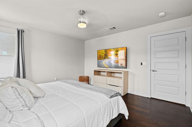 1917 Cleese DR 196C, Austin, TX 78741