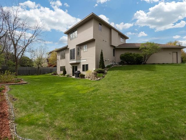 10154 Noble Court N, Brooklyn Park, MN 55443