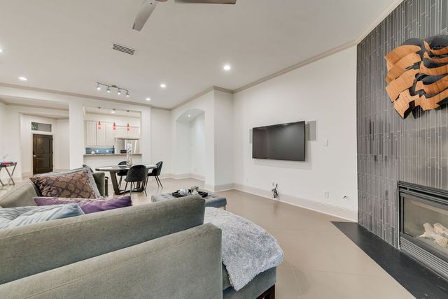5113 Vandelia Street, Dallas, TX 75235