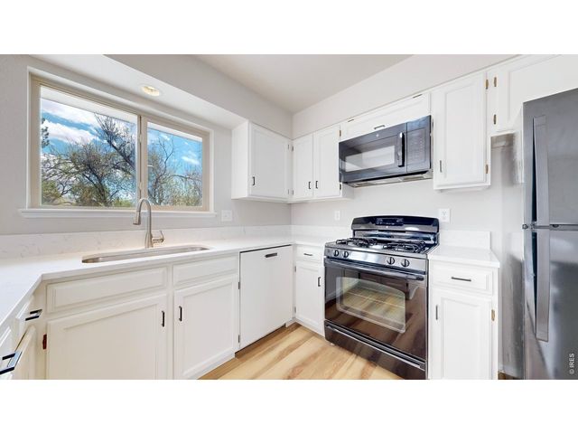 2038 44th Ave, Greeley, CO 80634