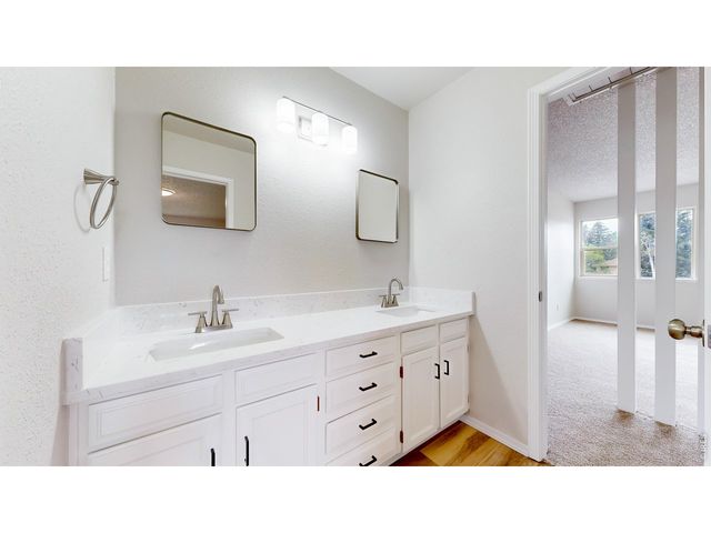 2038 44th Ave, Greeley, CO 80634