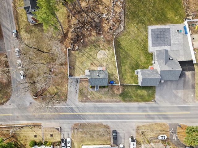 1430 Mammoth Rd, Dracut, MA 01826