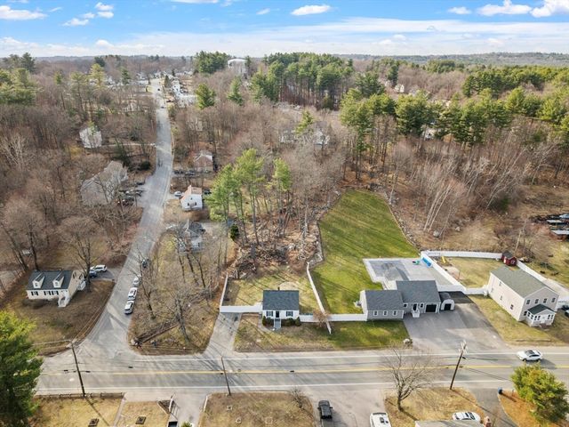 1430 Mammoth Rd, Dracut, MA 01826
