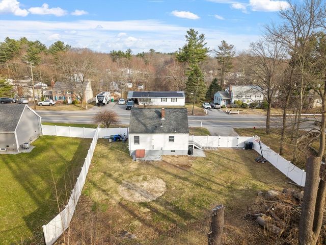 1430 Mammoth Rd, Dracut, MA 01826
