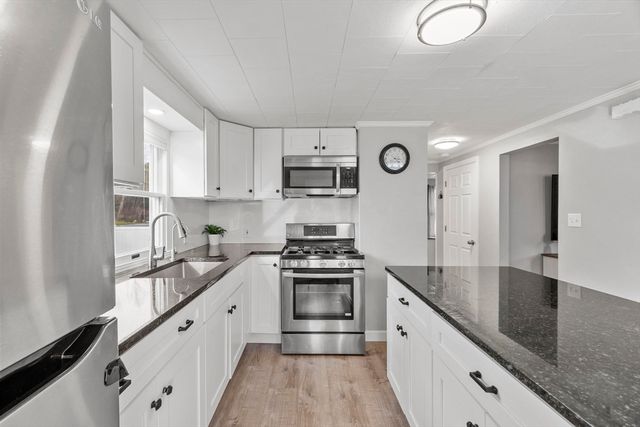 1430 Mammoth Rd, Dracut, MA 01826