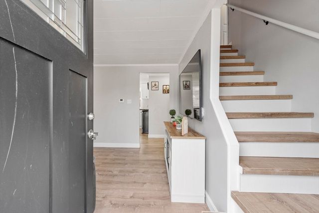 1430 Mammoth Rd, Dracut, MA 01826