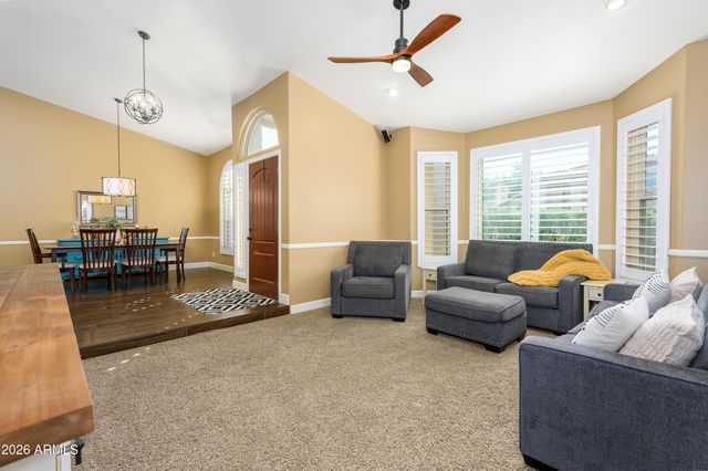 1520 W DEVON Drive, Gilbert, AZ 85233