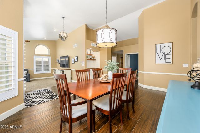 1520 W DEVON Drive, Gilbert, AZ 85233