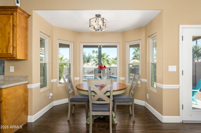 1520 W DEVON Drive, Gilbert, AZ 85233