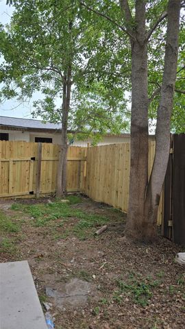 101 S Lockhart ST C, Manor, TX 78653