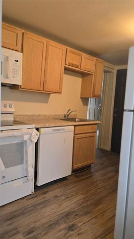 101 S Lockhart ST C, Manor, TX 78653