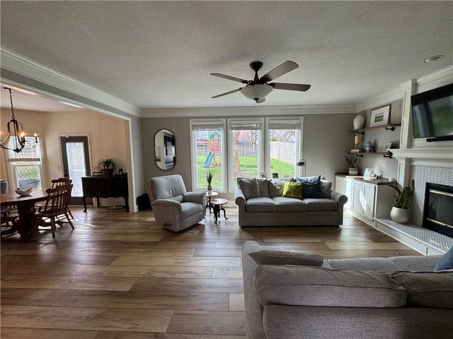 12764 S Gallery Street, Olathe, KS 66062