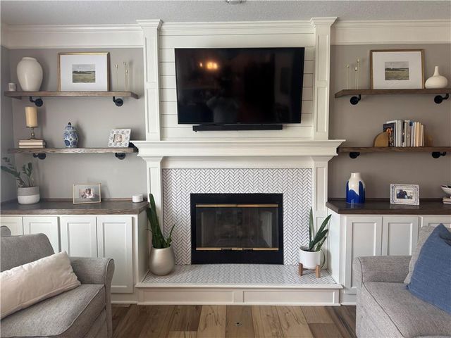 12764 S Gallery Street, Olathe, KS 66062