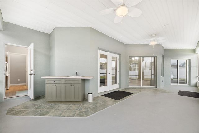 2 SEAFARER COURT, Palm Coast, FL 32164