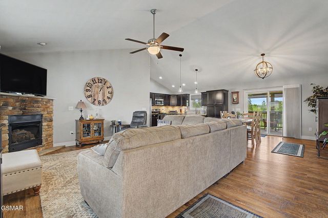 834 Wehali Trail, Kodak, TN 37764