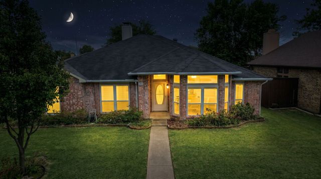 7114 Lo Chalmers Lane, Garland, TX 75043
