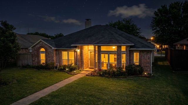 7114 Lo Chalmers Lane, Garland, TX 75043