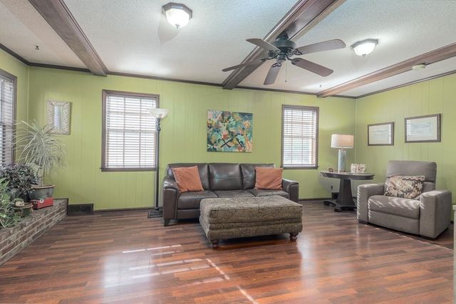 11 VIKING DR, Memphis, TN 38018