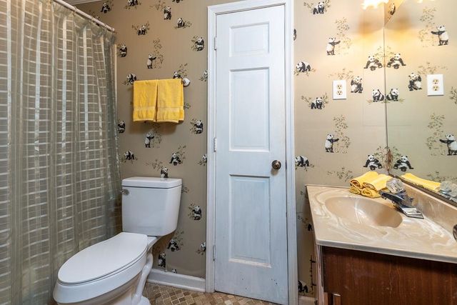 11 VIKING DR, Memphis, TN 38018