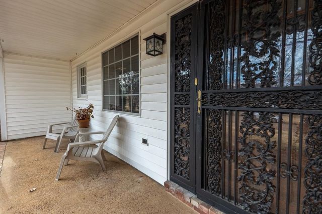 11 VIKING DR, Memphis, TN 38018