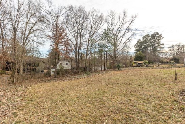 11 VIKING DR, Memphis, TN 38018