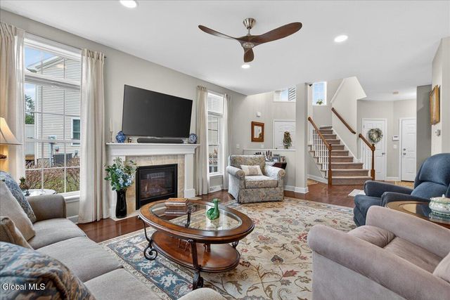 21 Hillman Loop, Round Lake, NY 12151