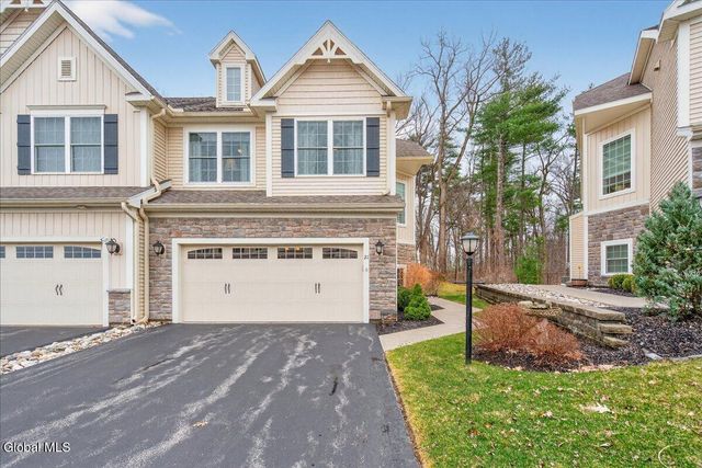 21 Hillman Loop, Round Lake, NY 12151