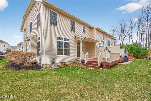 21 Hillman Loop, Round Lake, NY 12151