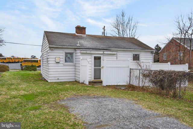 3412 OLD ORCHARD RD, Harrisburg, PA 17109